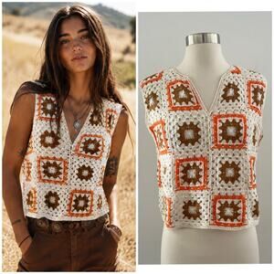 Liv Los Angeles Crochet Granny Square Vest Top Knit Boho Hippie Cotton Small NEW